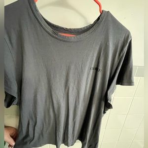 American Eagle tee